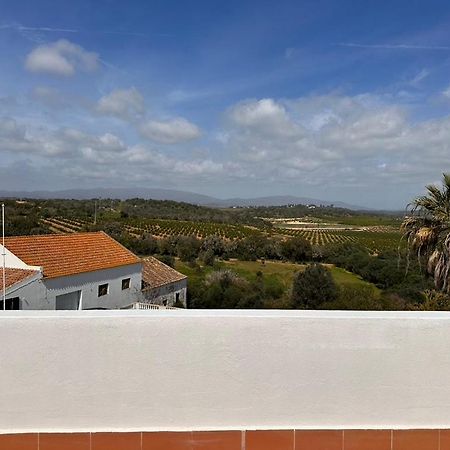 Blue Skies Villas 1&2 Mexilhoeira Grande Экстерьер фото