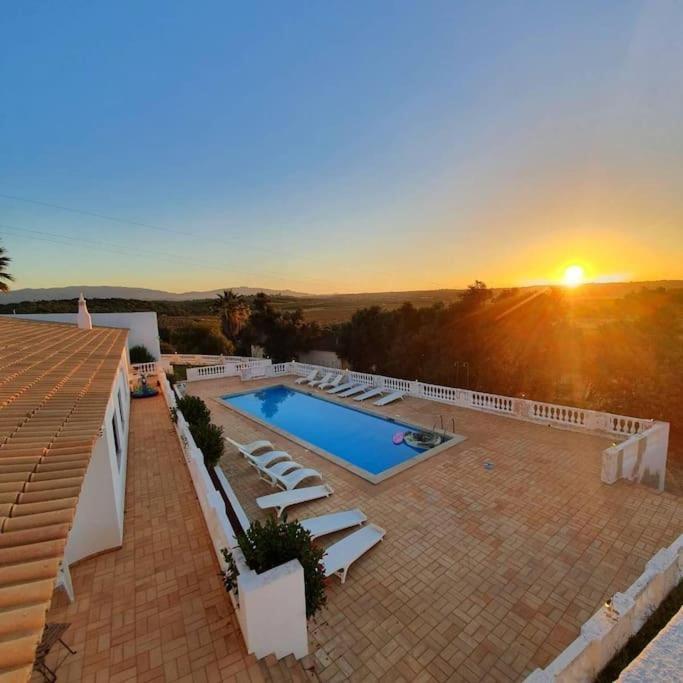 Blue Skies Villas 1&2 Mexilhoeira Grande Экстерьер фото